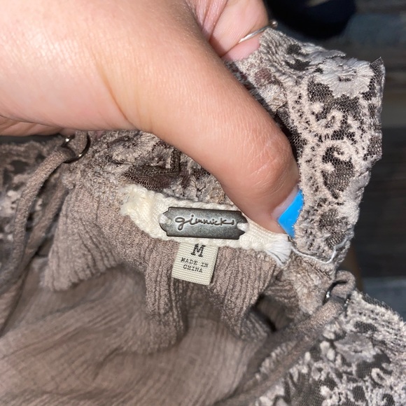 Gimmicks tank top - Picture 3 of 3